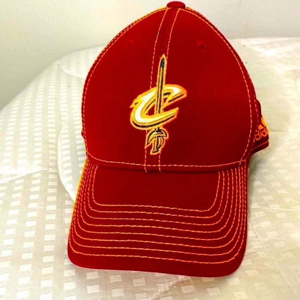 Cleveland Cavaliers Baseball Cap NBA Adidas Flexfit Hat S/M